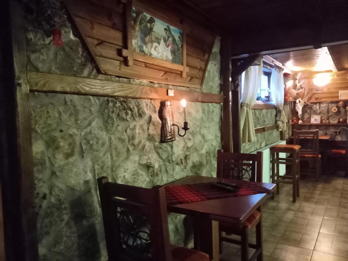 Кръчмъ При Байката Ξενοδοχείο Ribarica Εξωτερικό φωτογραφία